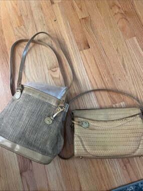 2 Brahmin Vintage Woven Shoulder Bag in Tan and Beige